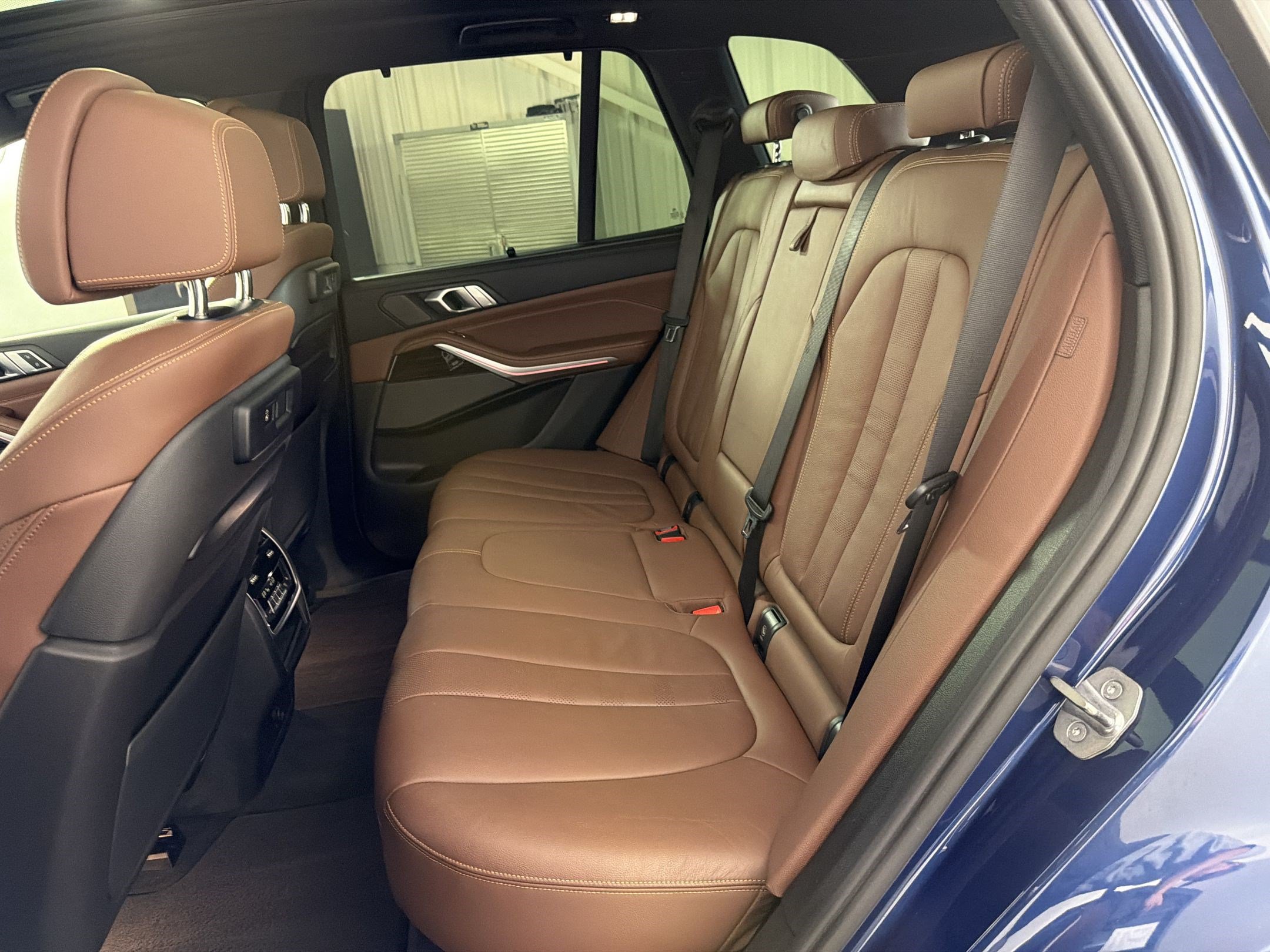 Used 2020 BMW X5 M50i w/ Executive Package AWD/4WD image 23