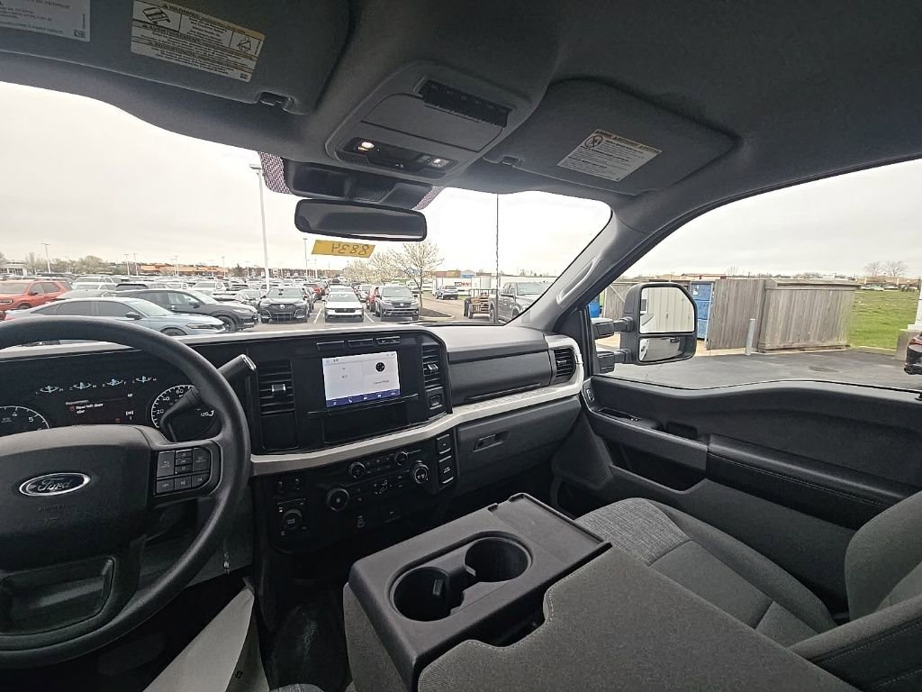 Used 2023 Ford F350 XLT w/ FX4 Off-Road Package AWD/4WD image 28