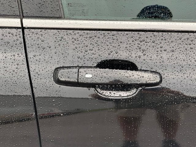 Used 2023 Chevrolet Equinox LT AWD/4WD image 16