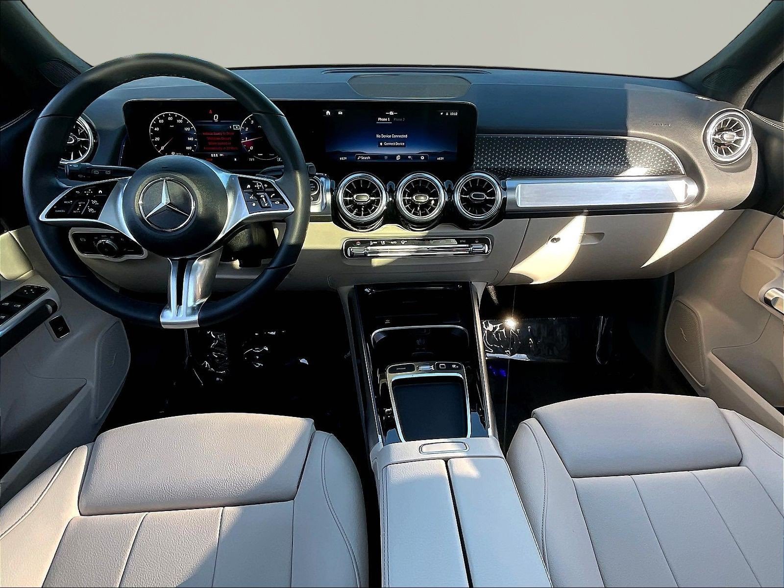 Certified 2026 Mercedes-Benz GLB 250 4MATIC image 7