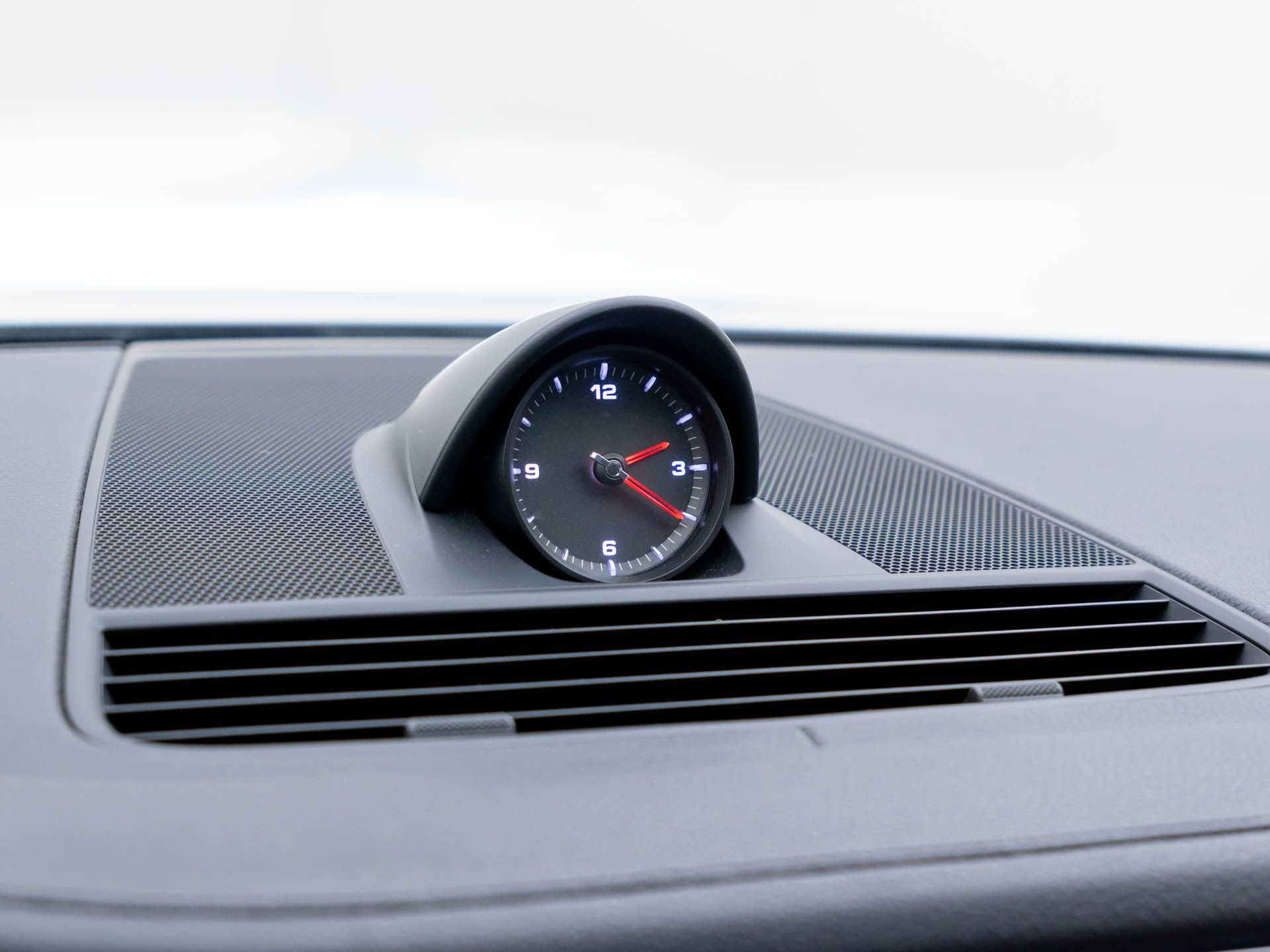 Certified 2023 Porsche Panamera Platinum Edition image 23