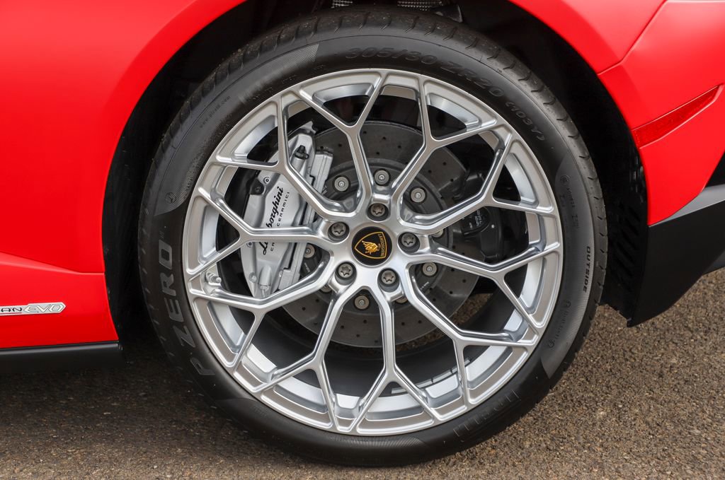 Used 2024 Lamborghini Huracan EVO AWD/4WD image 38