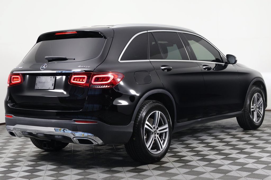 Used 2020 Mercedes-Benz GLC 300 4MATIC image 4