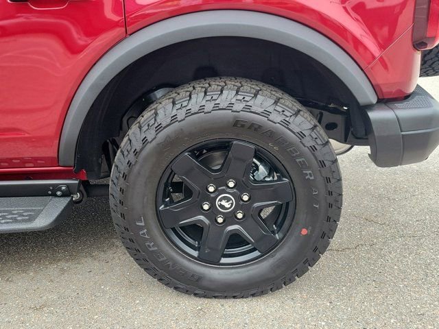 Certified 2025 Ford Bronco Big Bend w/ Black Diamond Package image 10