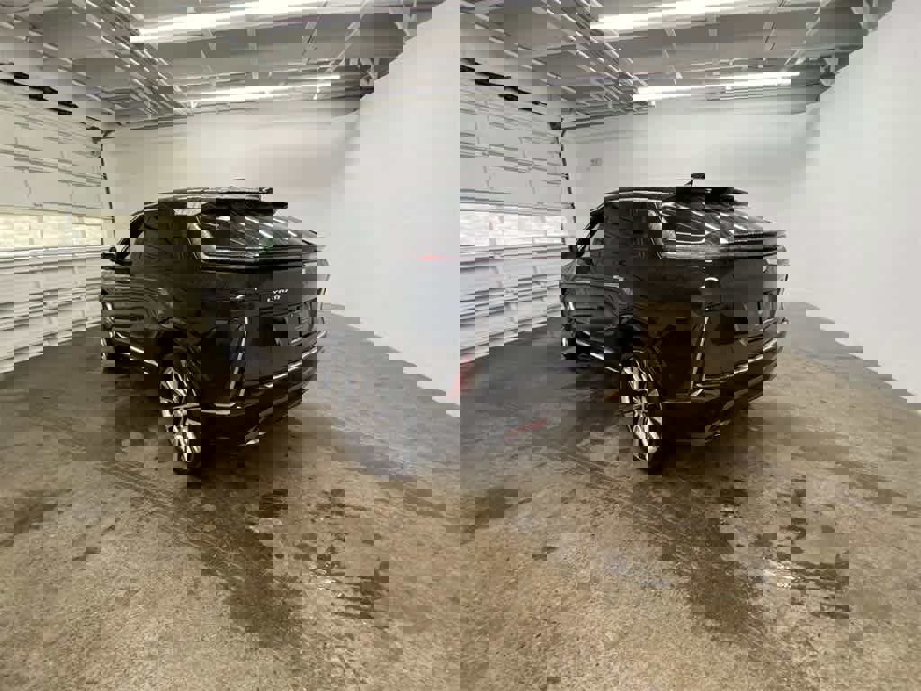 Certified 2024 Cadillac Lyriq Luxury w/ LPO, Floor Liner Package image 4