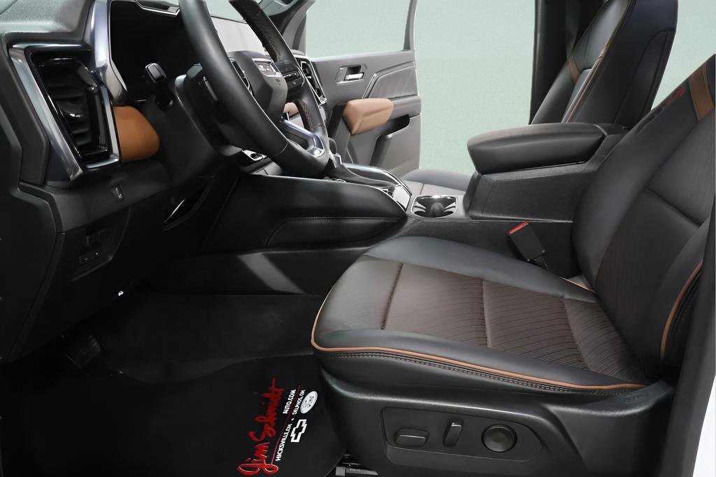 Used 2023 GMC Canyon AT4 w/ AT4 Premium Package image 22