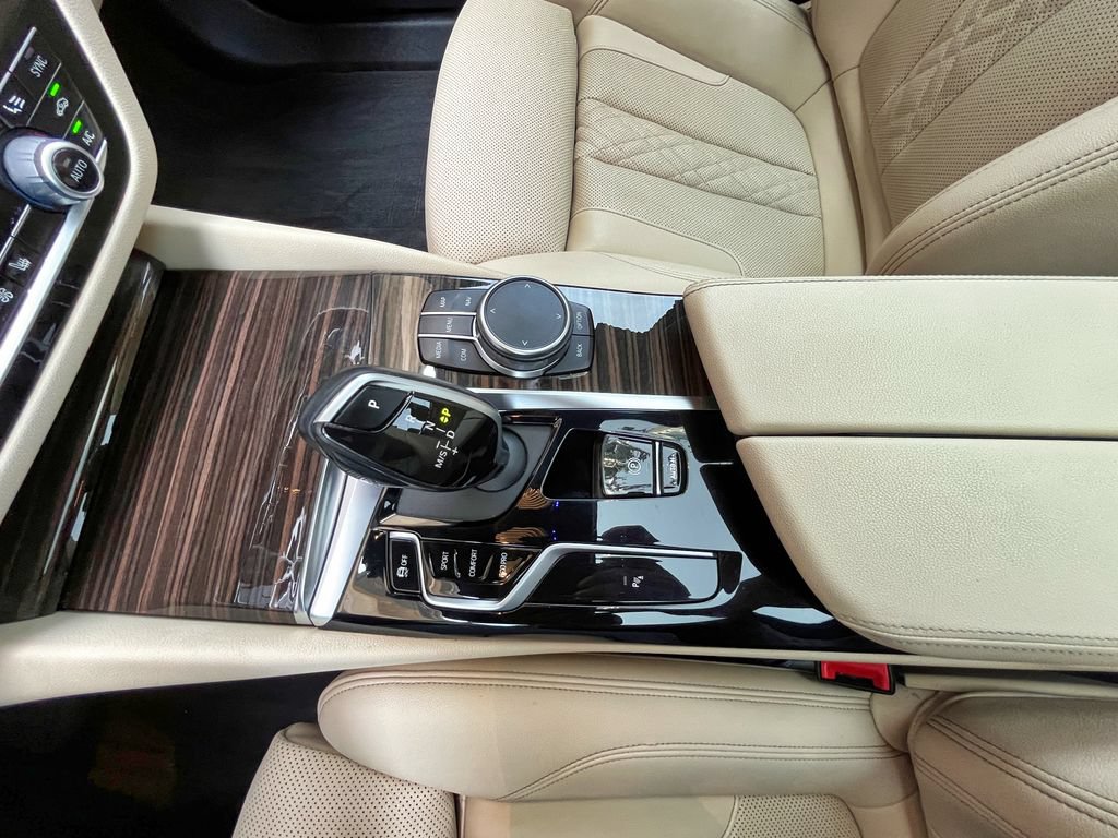 Used 2021 BMW 530i xDrive w/ Convenience Package AWD/4WD image 31