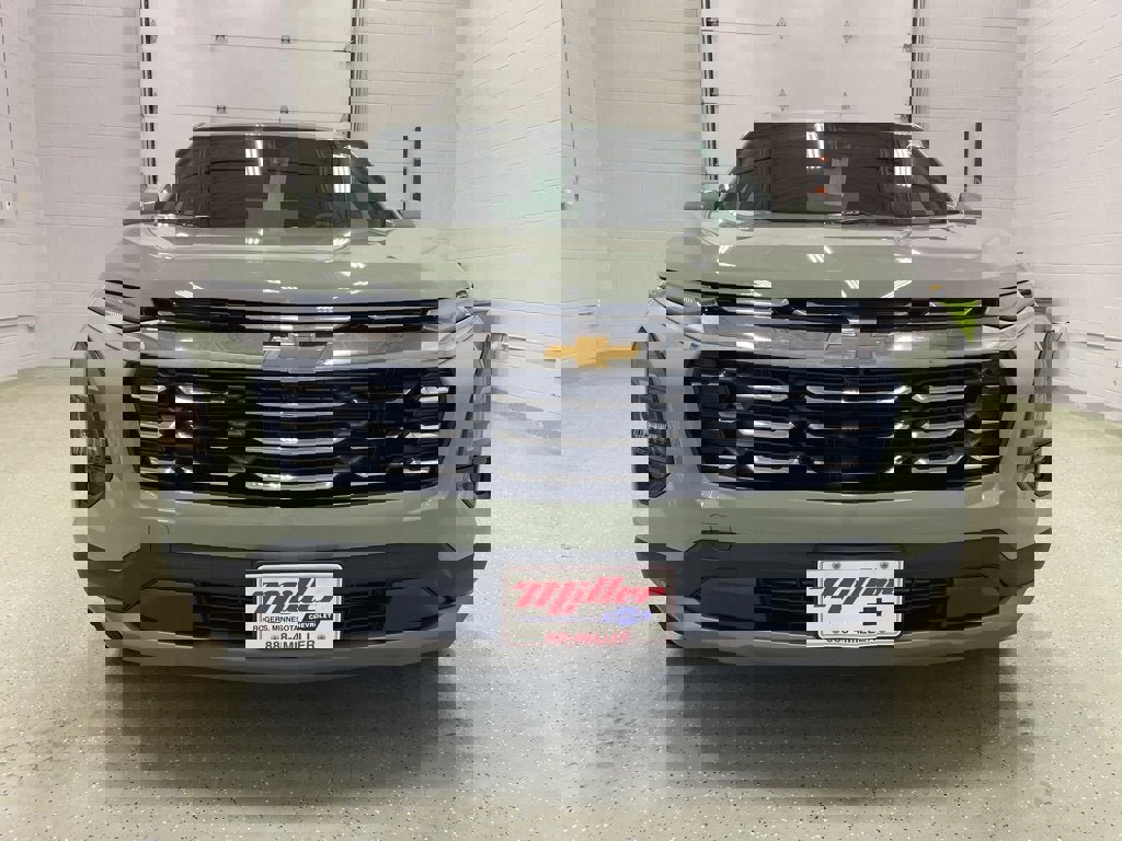 New 2026 Chevrolet Equinox LT w/ Safety and Technology Package image 8