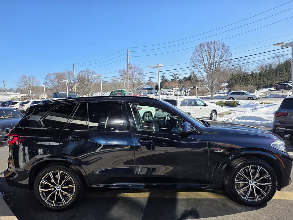 Used 2023 BMW X5 xDrive45e w/ Executive Package image 8