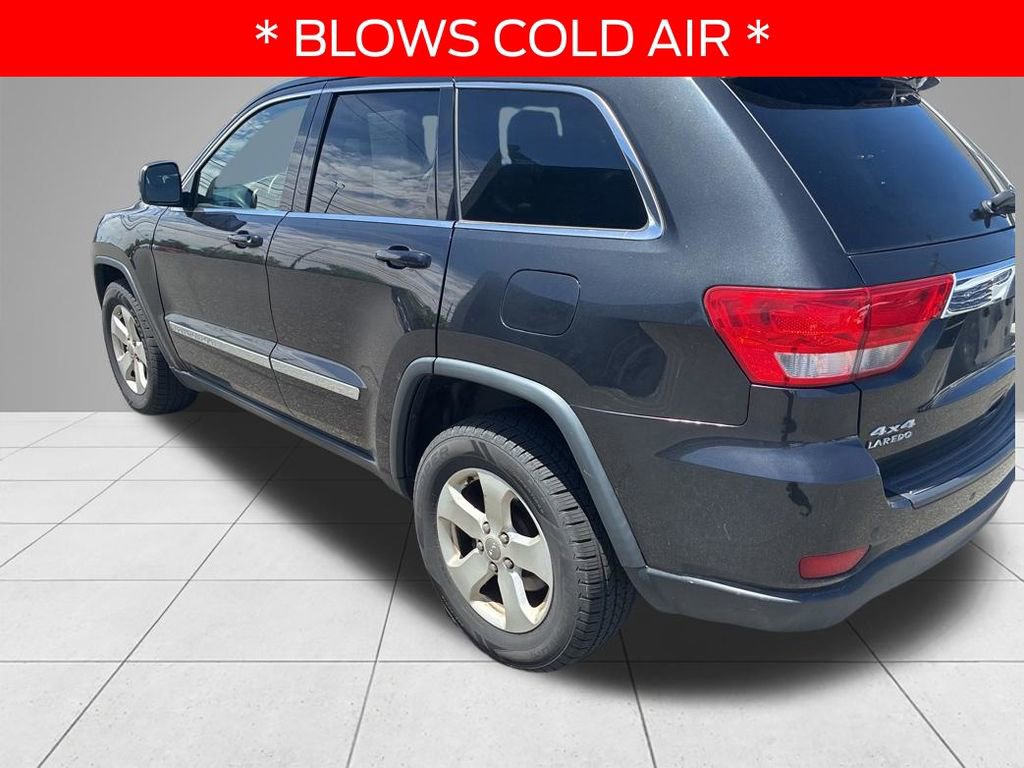 Used 2013 Jeep Grand Cherokee Laredo AWD/4WD image 6
