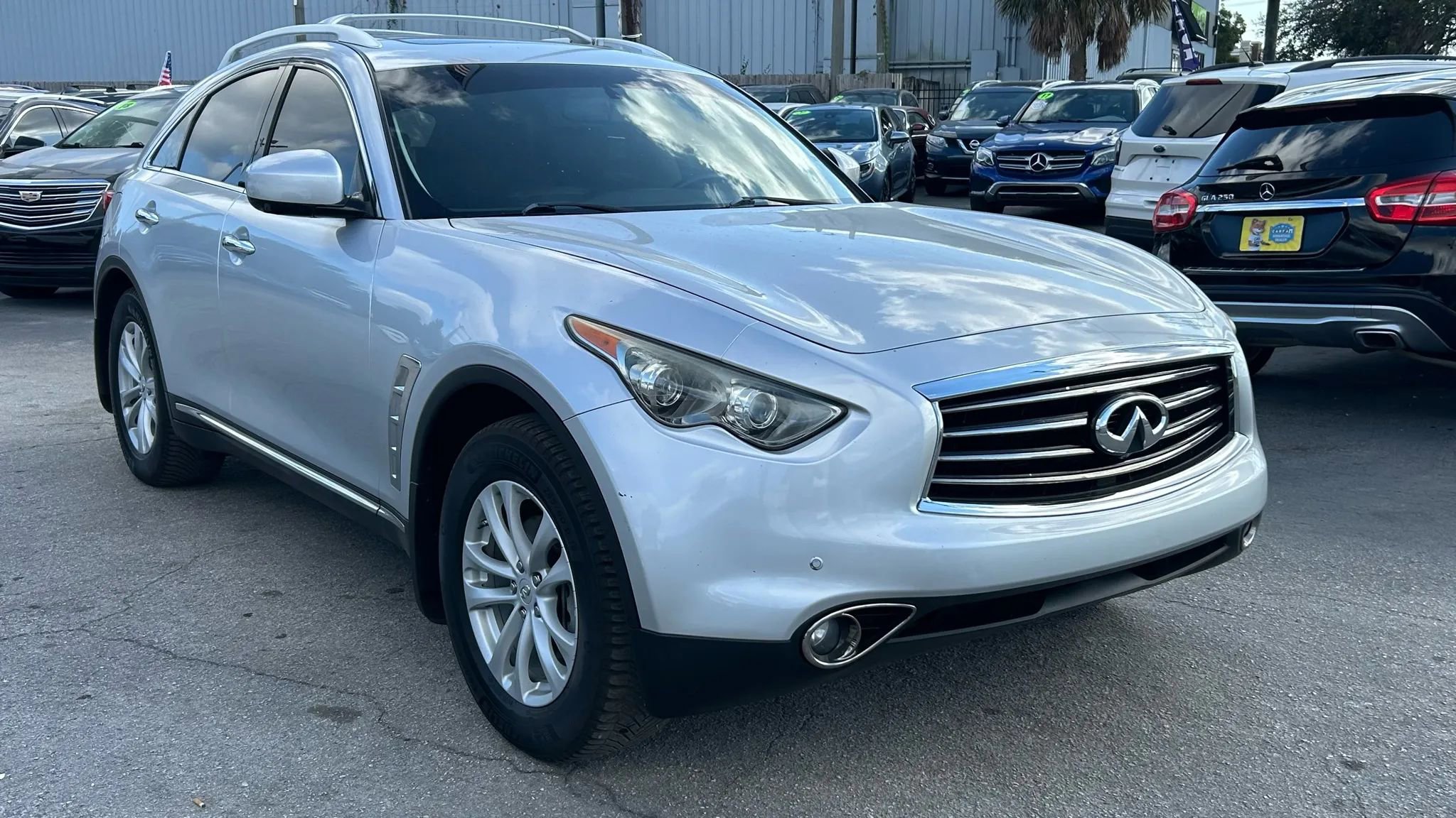 Used 2012 INFINITI FX35 2WD w/ Premium Pkg image 5