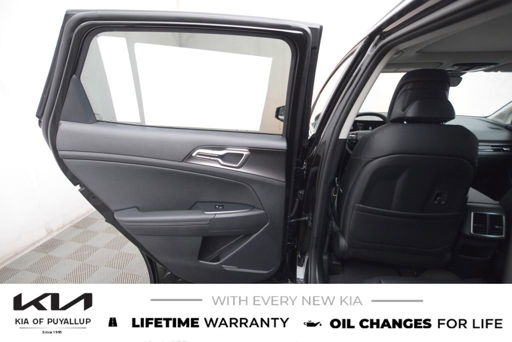 New 2026 Kia Sportage EX image 11