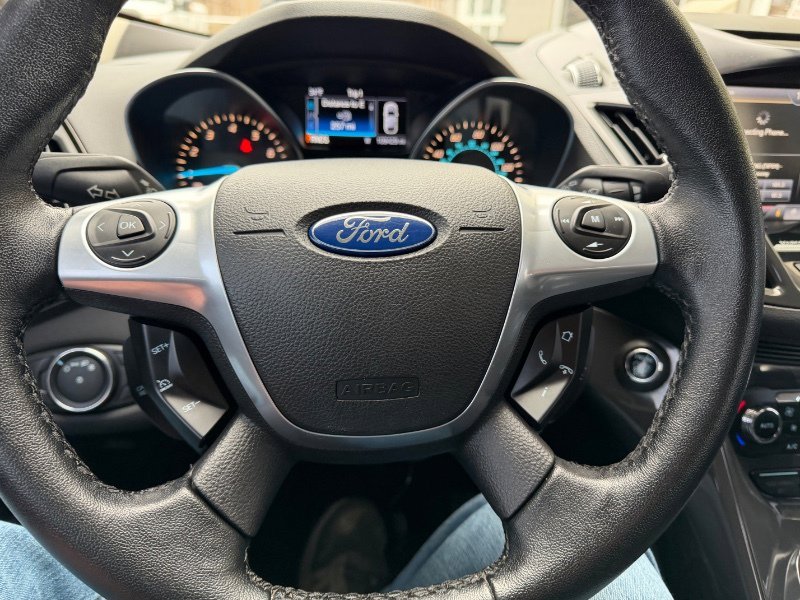 Used 2014 Ford Escape Titanium w/ Equipment Group 401A image 3