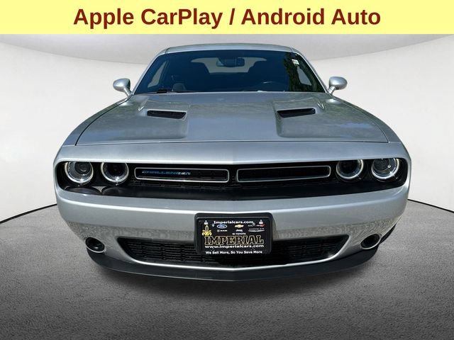Used 2023 Dodge Challenger SXT RWD image 4