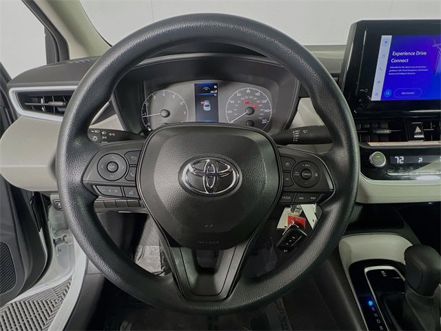 Used 2025 Toyota Corolla LE image 15
