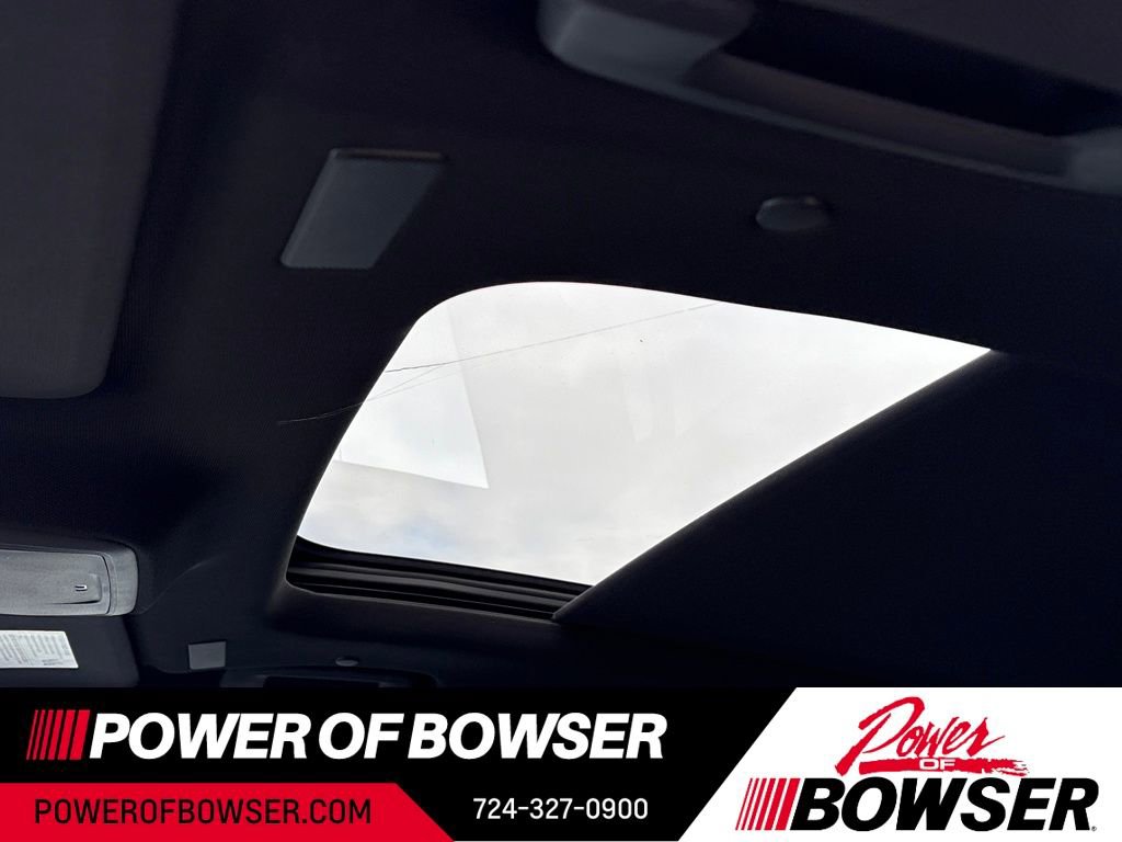 New 2026 Chevrolet Traverse LT w/ Sun and Wheel Package image 10