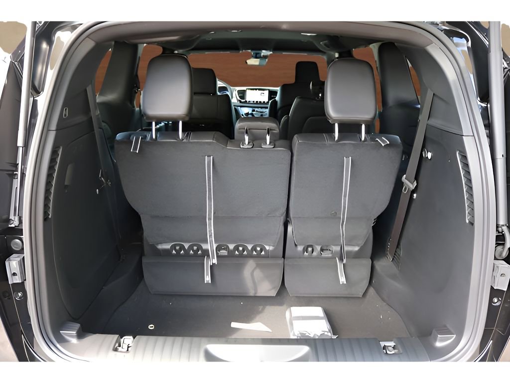 New 2026 Chrysler Pacifica Select FWD image 17