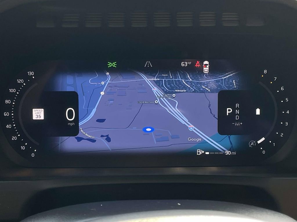 Used 2025 Volvo XC90 B6 Ultra w/ Protection Package image 15