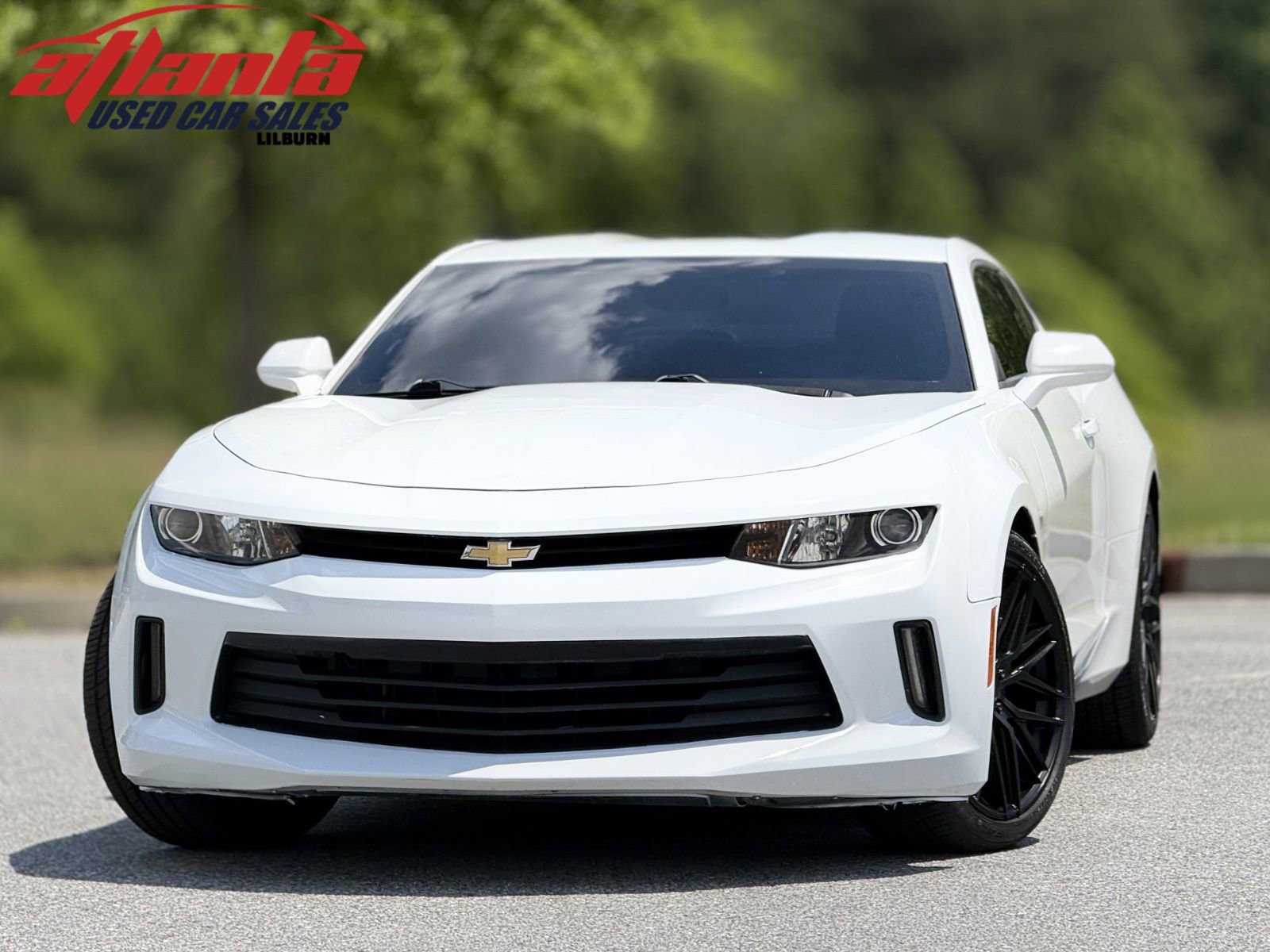 Used 2017 Chevrolet Camaro LT RWD image 1