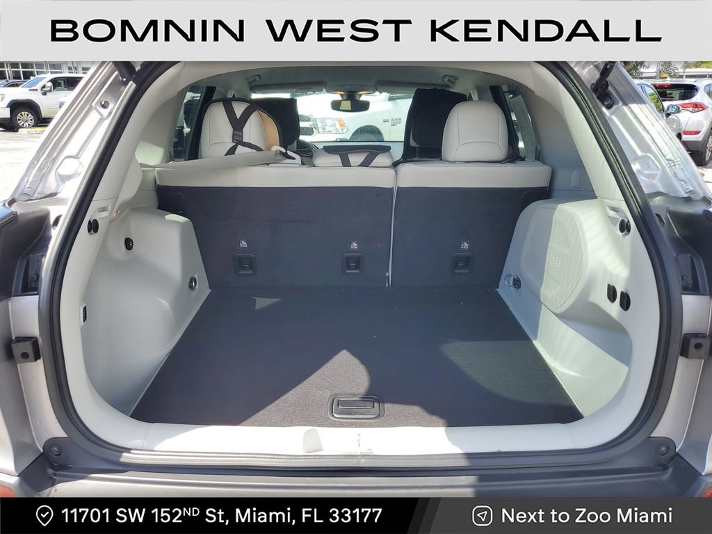 Used 2020 Jeep Cherokee Limited image 12