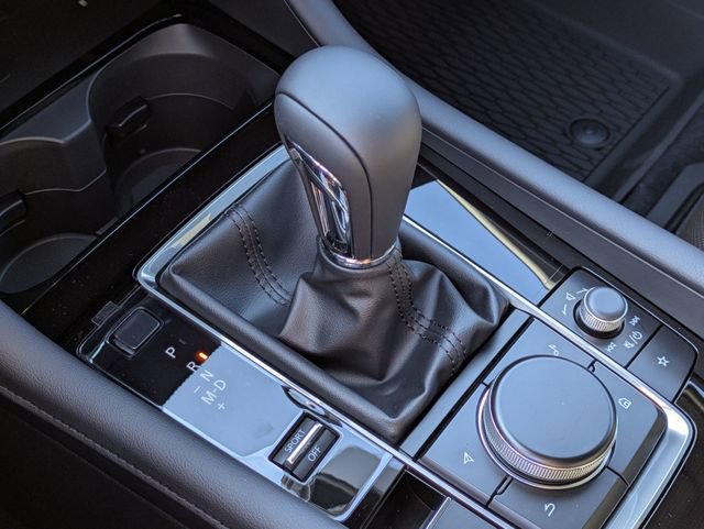 New 2026 MAZDA MAZDA3 Hatchback w/Premium Plus Pkg image 25
