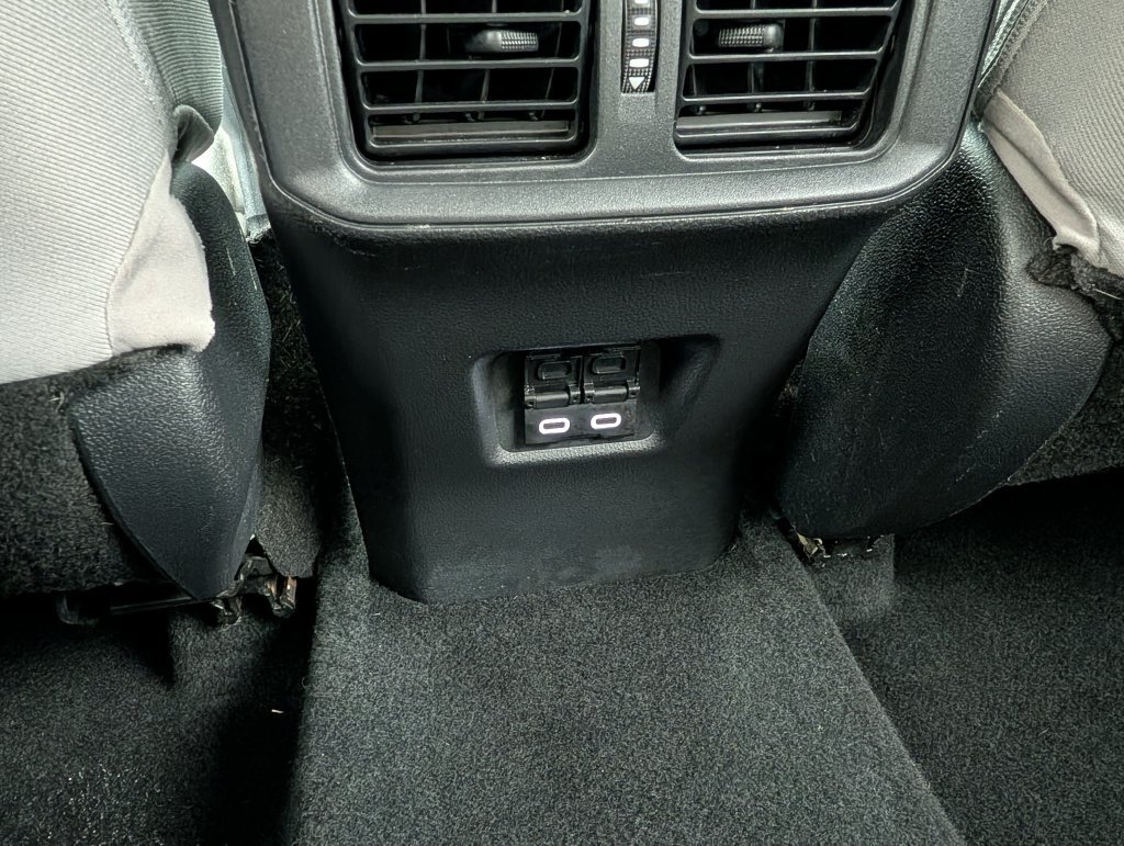 Used 2024 Toyota RAV4 XLE AWD/4WD image 19