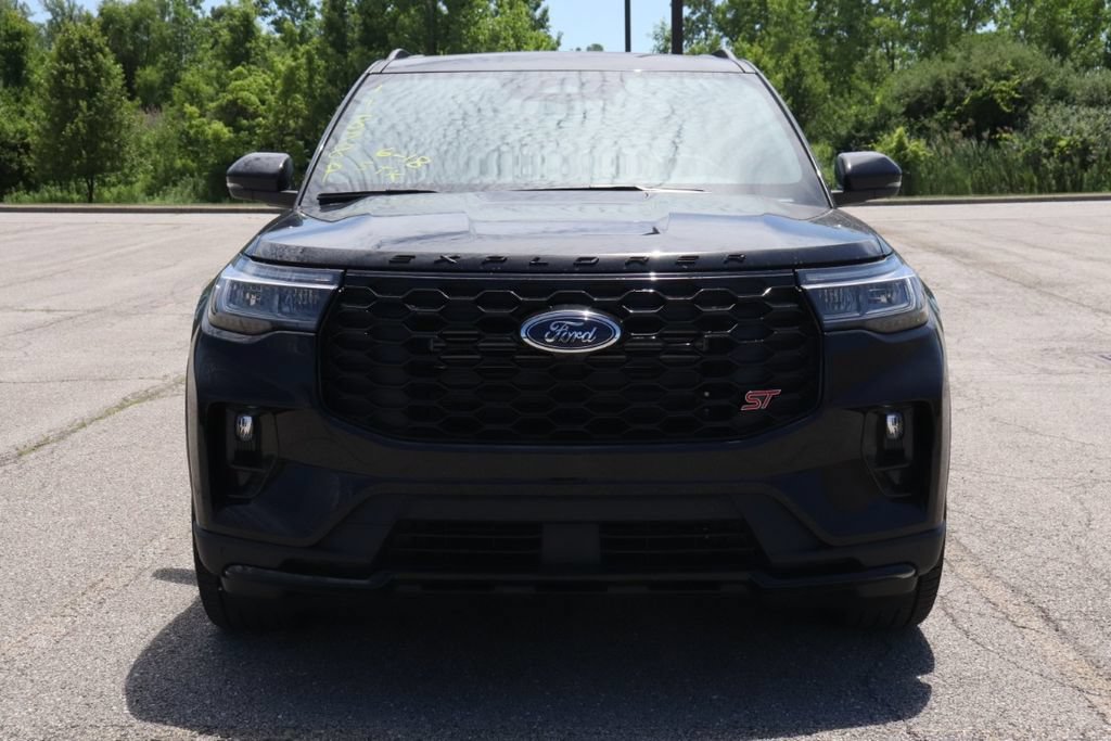 New 2026 Ford Explorer ST w/ Sun And Sound Package AWD/4WD image 3