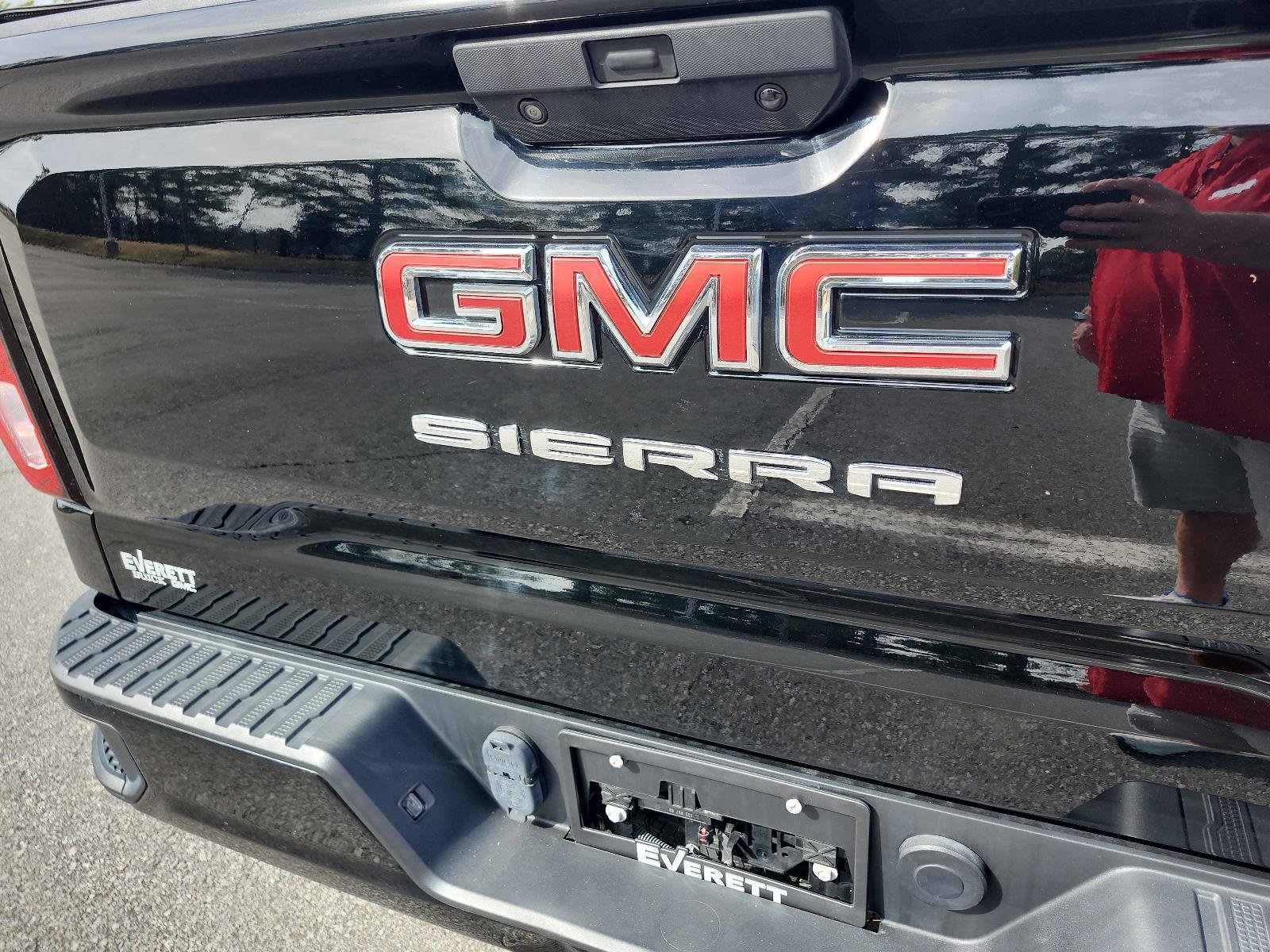 Used 2021 GMC Sierra 1500 Elevation image 4