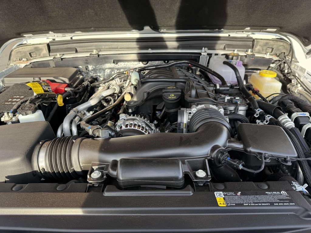 New 2026 Jeep Wrangler Unlimited Sahara AWD/4WD image 13
