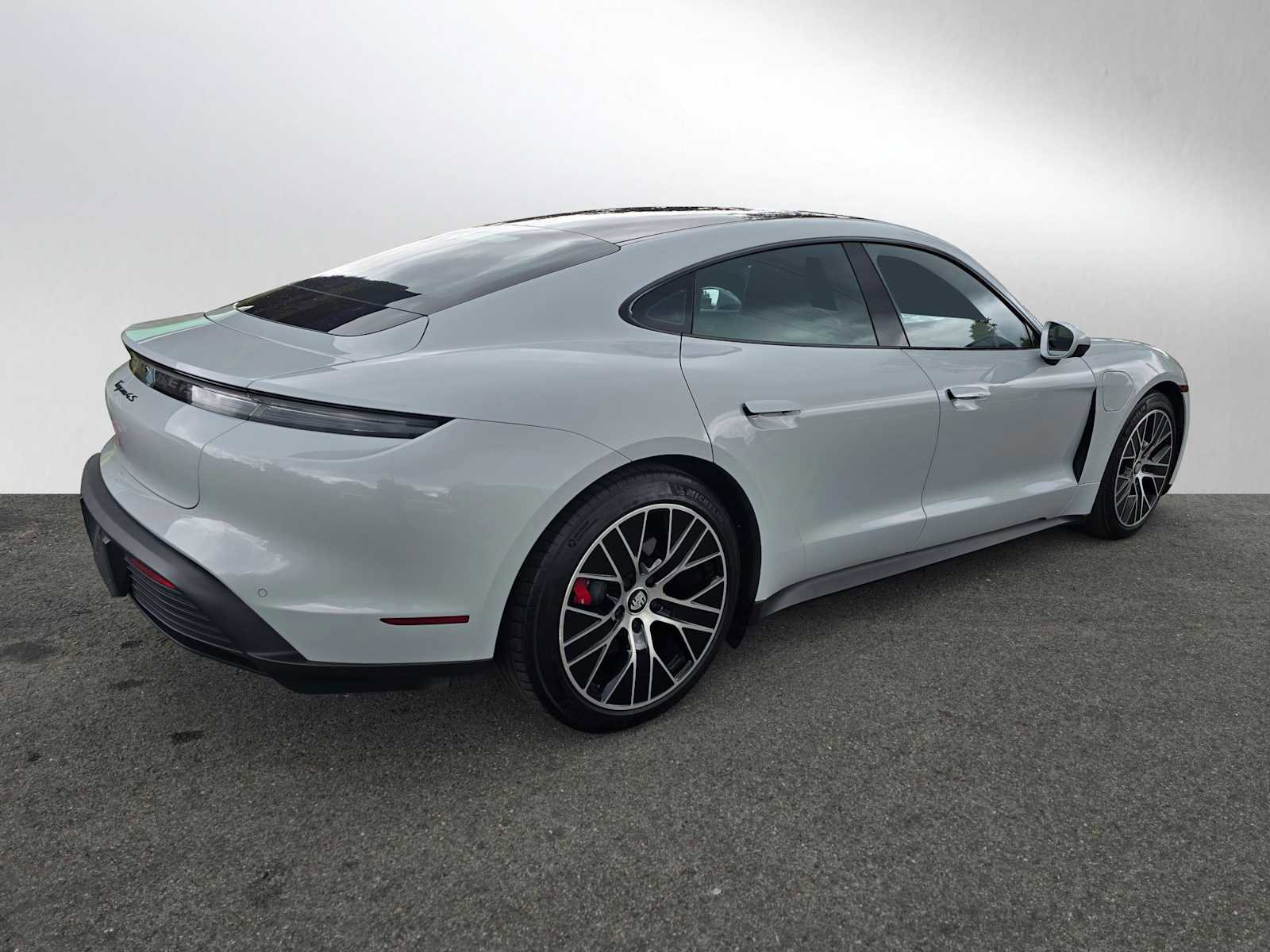 Used 2021 Porsche Taycan 4S w/ Premium Package AWD/4WD image 3