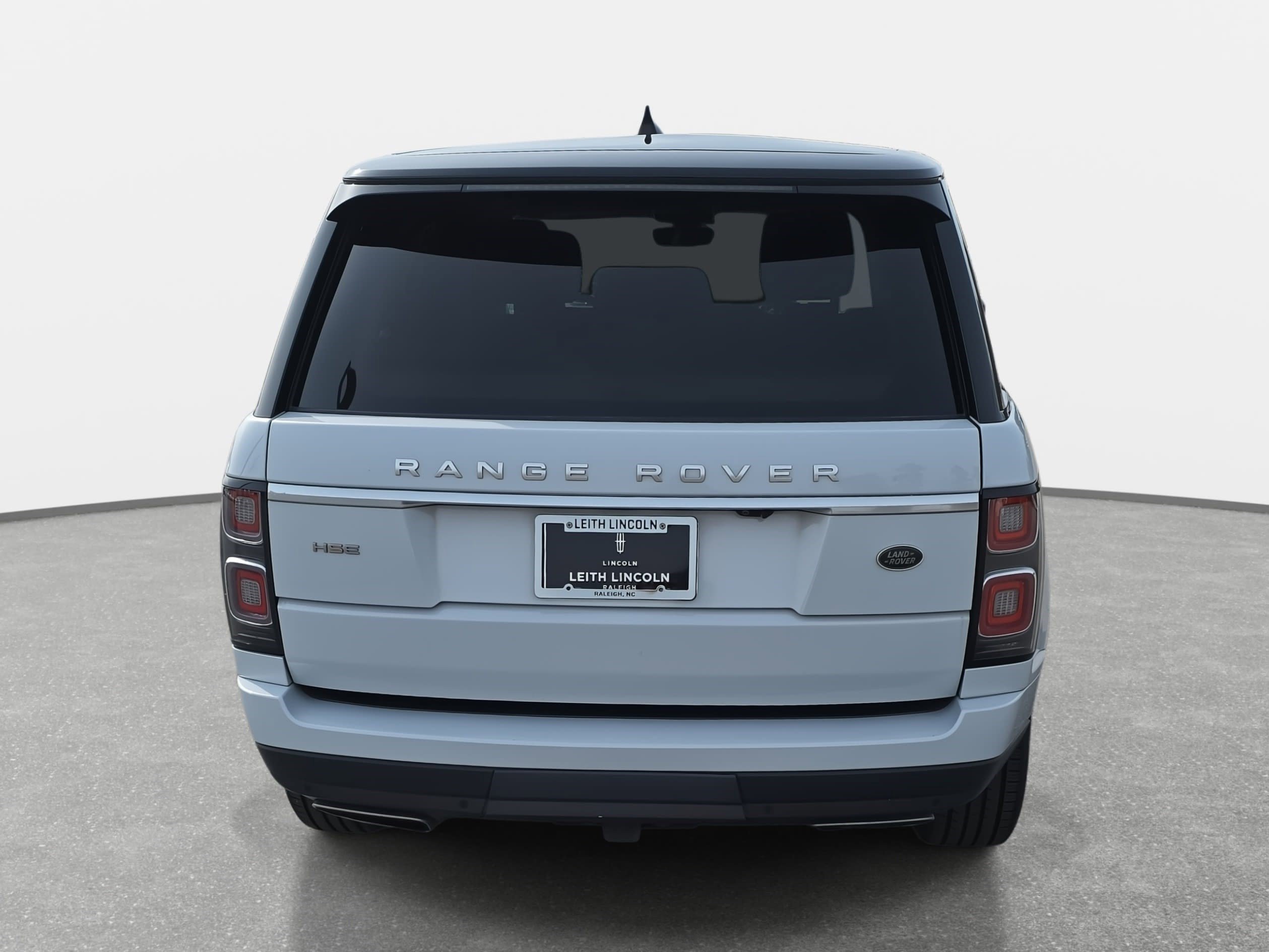 Used 2020 Land Rover Range Rover HSE image 6