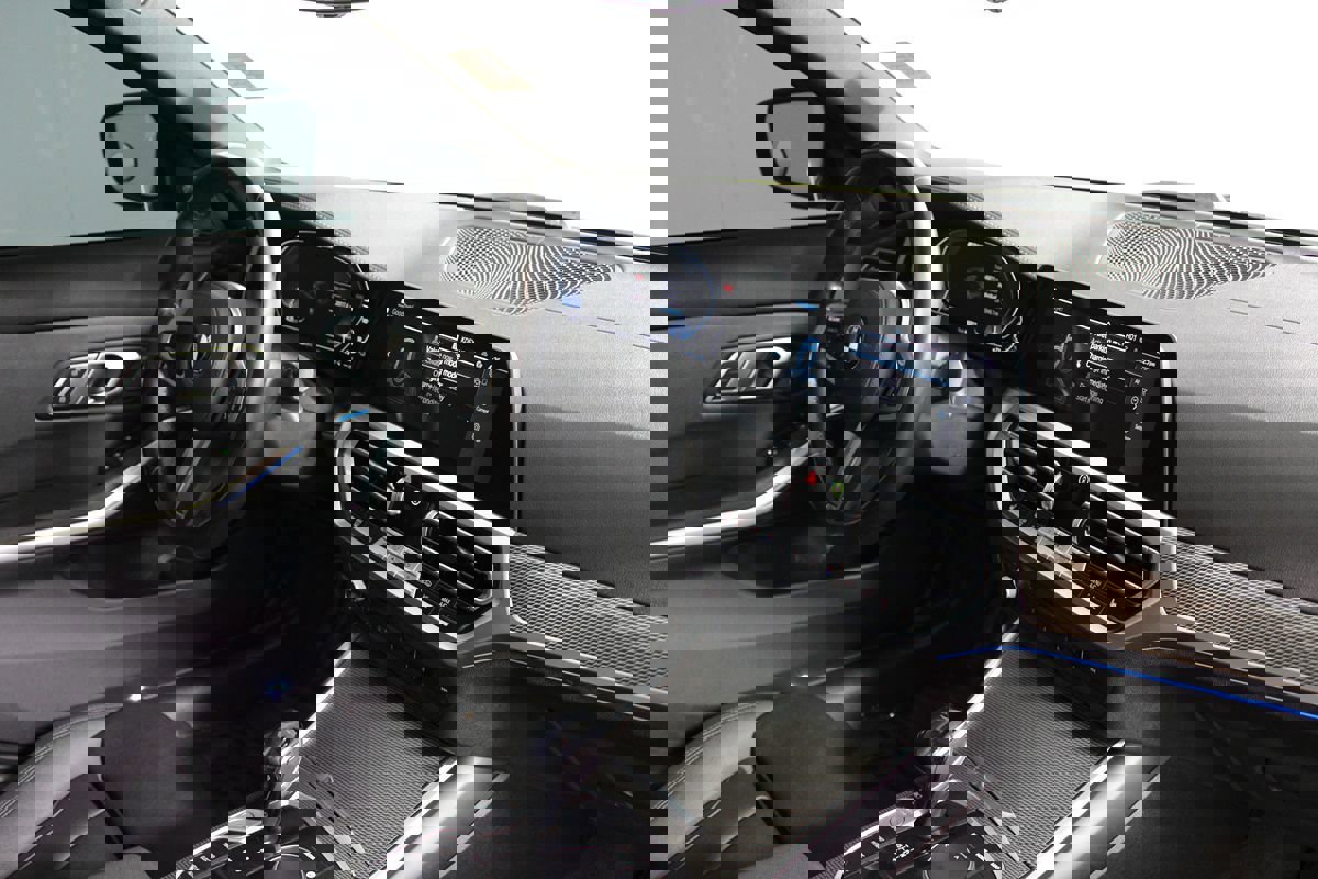 Used 2021 BMW 330e w/ M Sport Package image 13