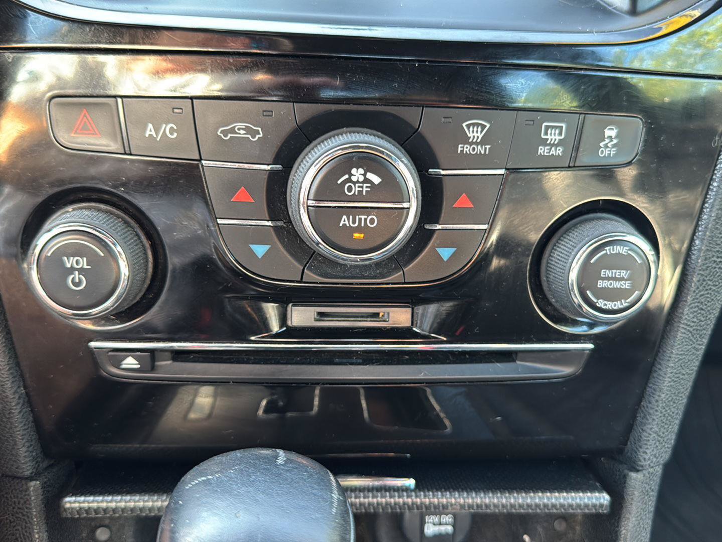 Used 2013 Chrysler 300 S AWD/4WD image 16