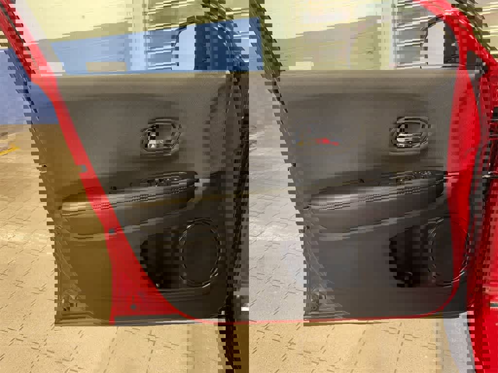 Used 2020 Honda HR-V Sport image 28