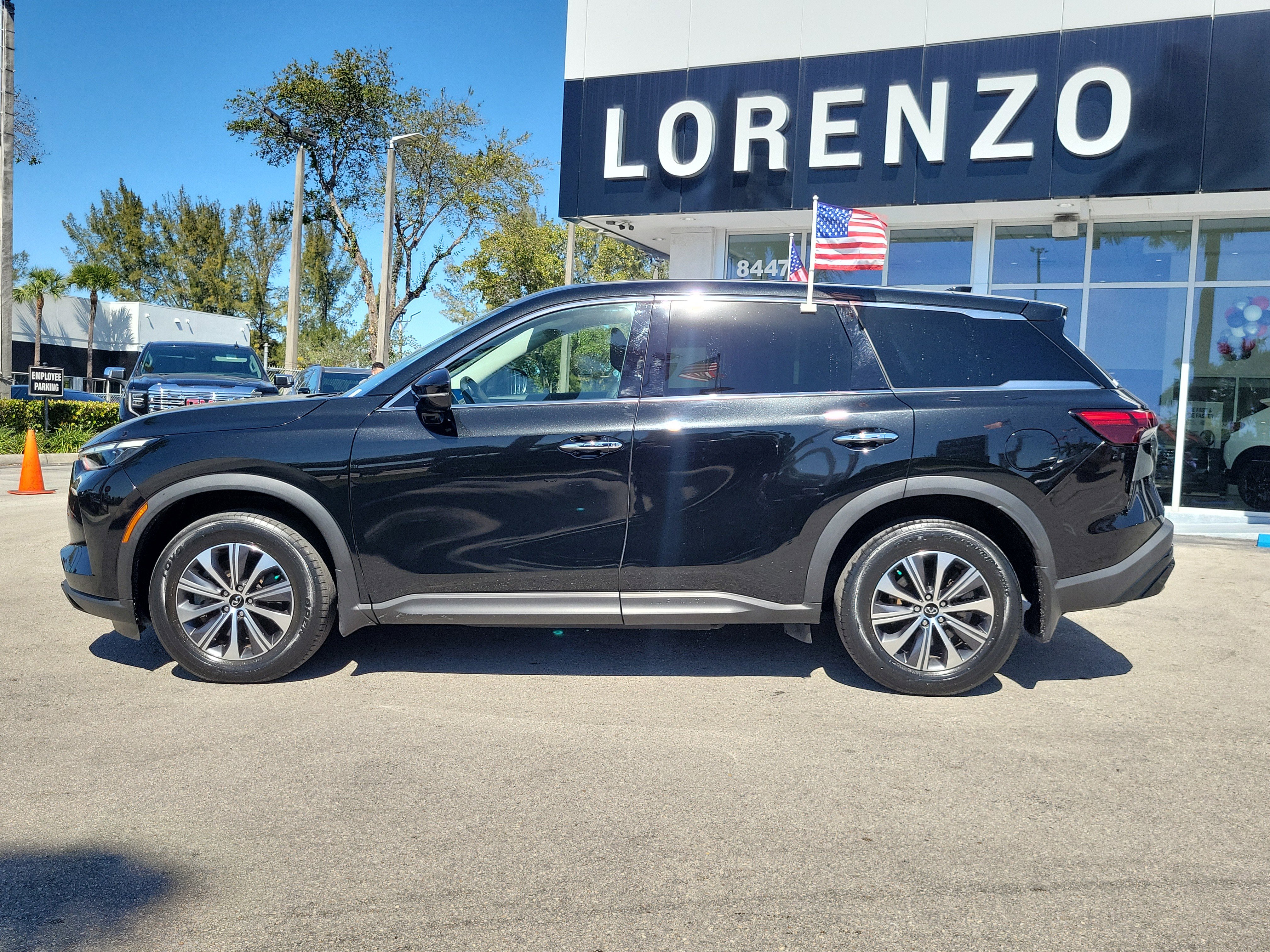 Used 2023 INFINITI QX60 Pure image 8