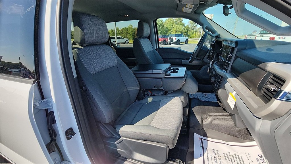 New 2026 Ford F250 XLT w/ FX4 Off-Road Package image 27
