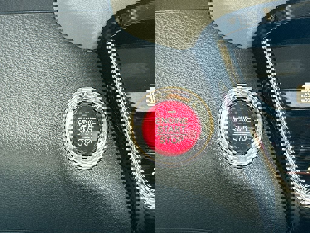 Used 2018 Honda HR-V EX-L image 18