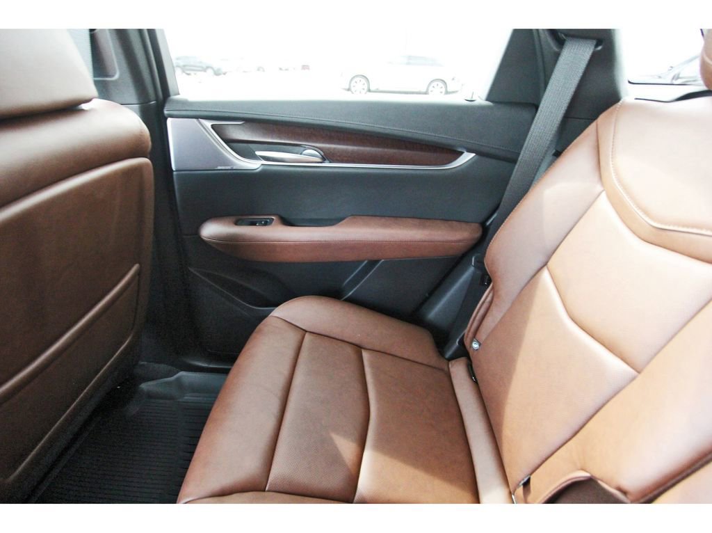 New 2026 Cadillac XT5 Premium Luxury image 12