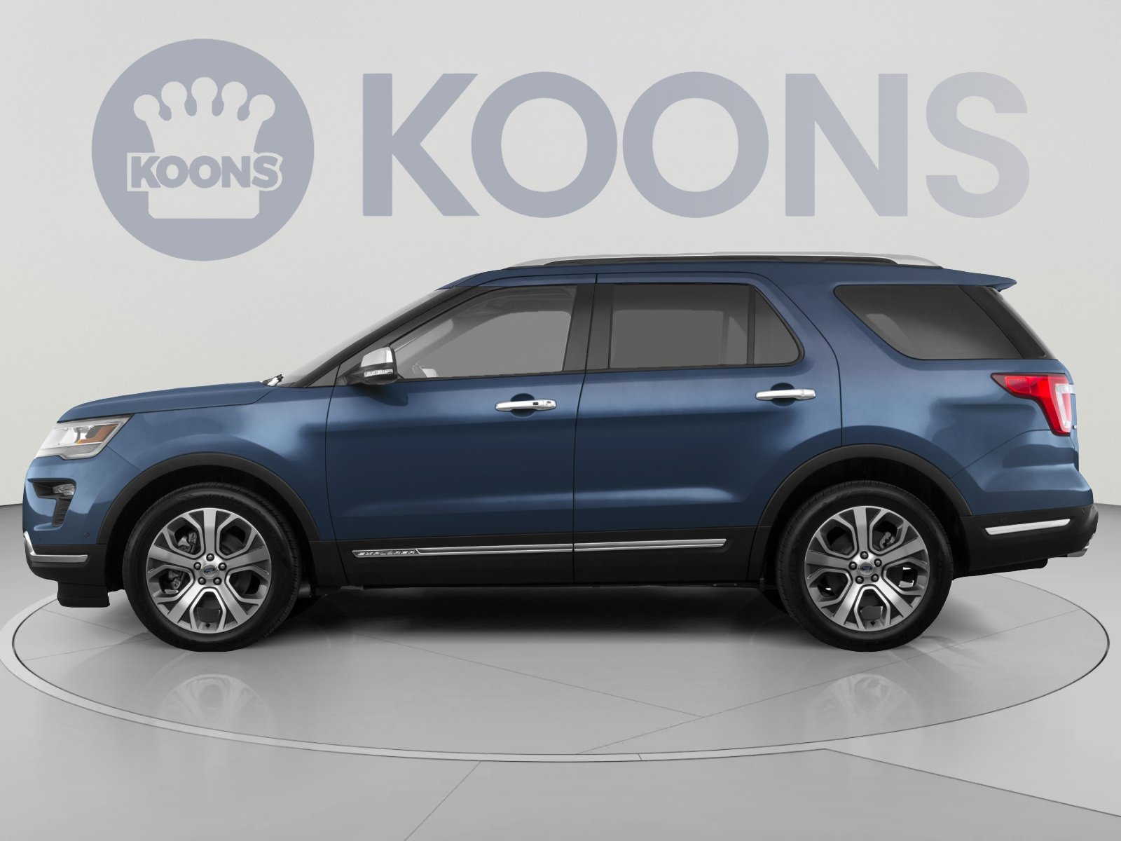 Used 2018 Ford Explorer Platinum AWD/4WD image 2