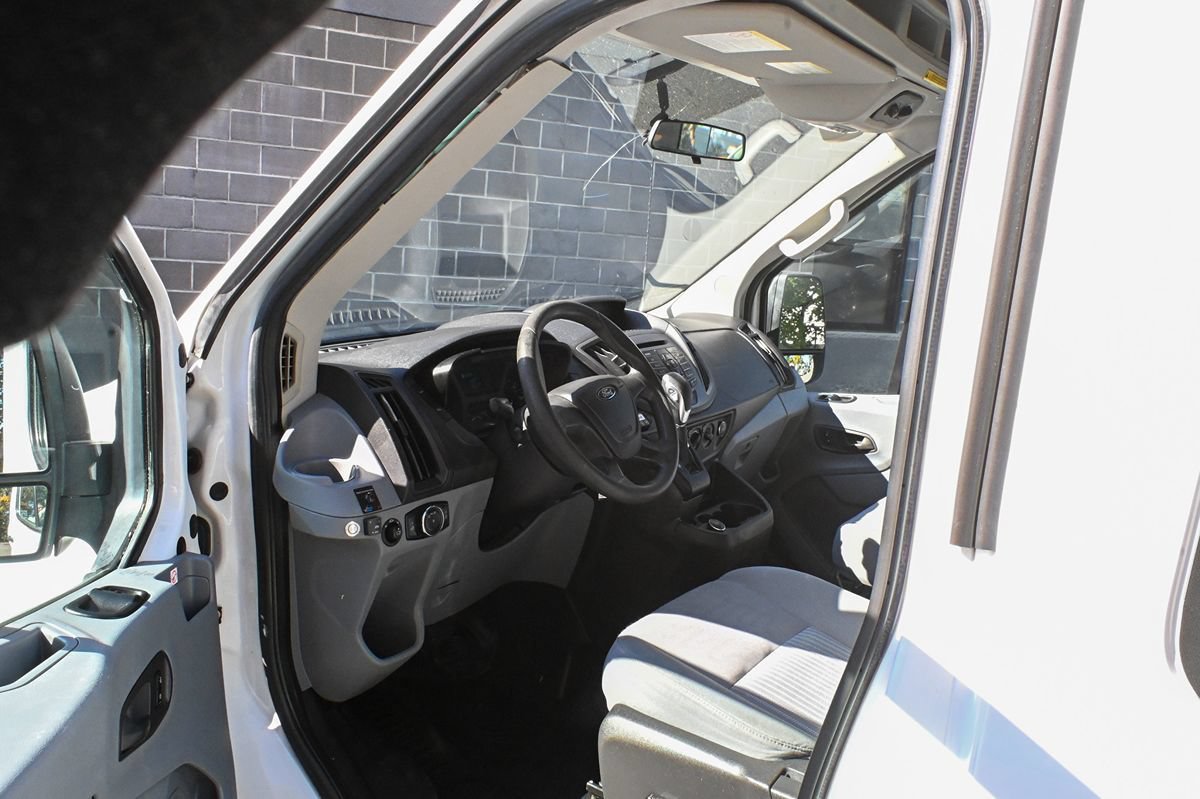 Used 2019 Ford Transit 350 XL RWD image 7
