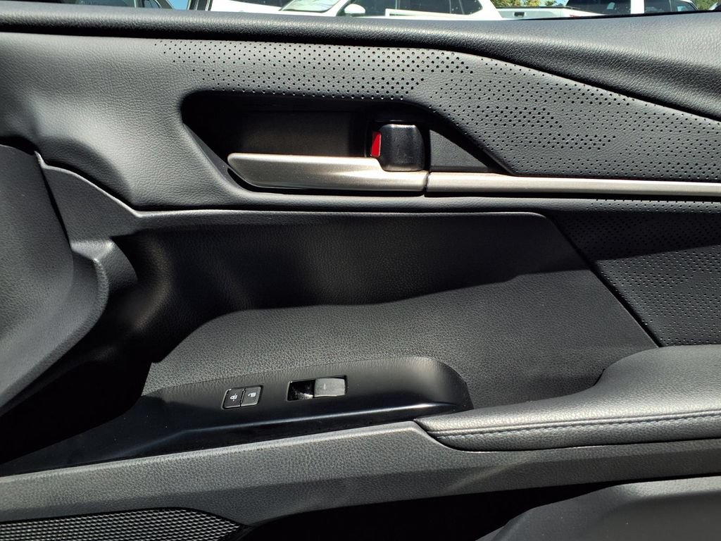 Certified 2025 Toyota Camry XSE FWD image 32