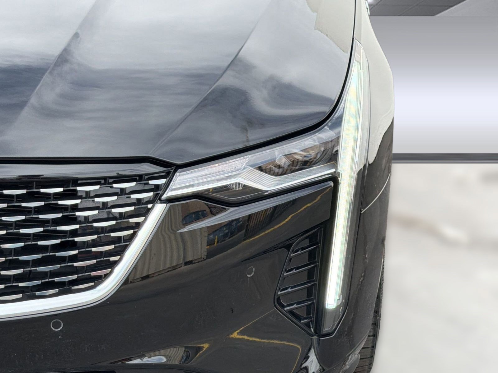 Certified 2023 Cadillac CT4 Premium Luxury image 9