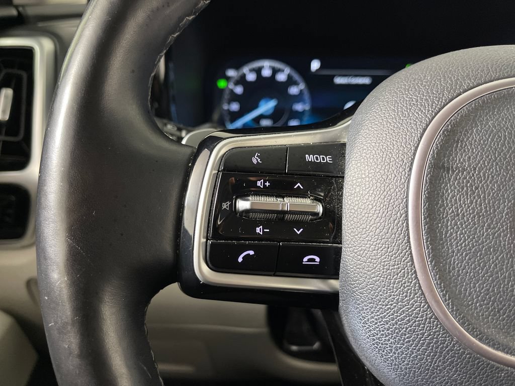 Used 2022 Kia Sorento SX Prestige w/ Panoramic Sunroof Package AWD/4WD image 26