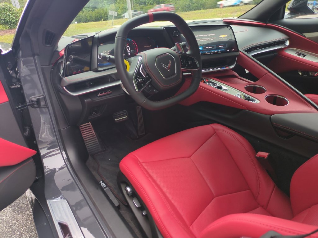 New 2027 Chevrolet Corvette Stingray Coupe w/ 2LT RWD image 18