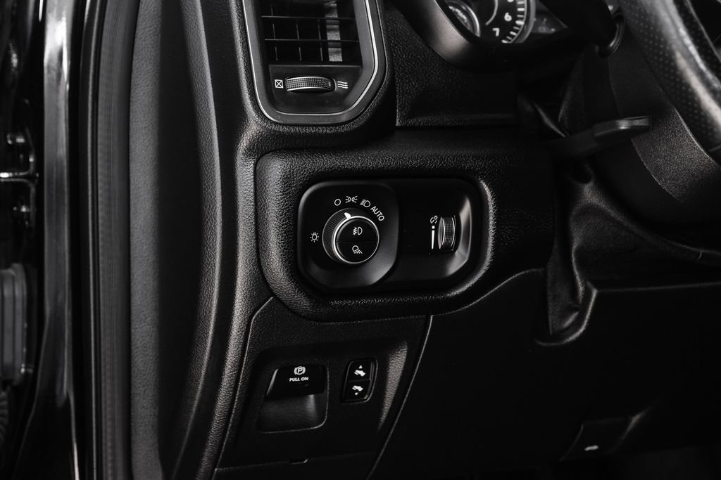Used 2020 RAM 1500 Sport AWD/4WD image 26