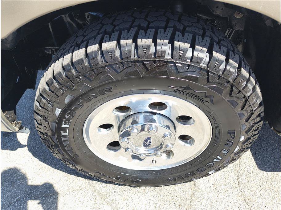 Used 2005 Ford F250 XLT RWD image 19