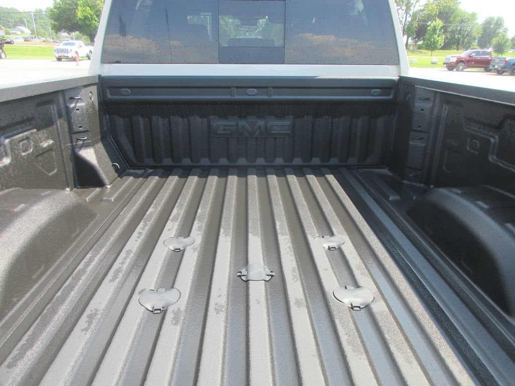 New 2026 GMC Sierra 2500 AT4 w/ AT4 Premium Plus Package AWD/4WD image 7