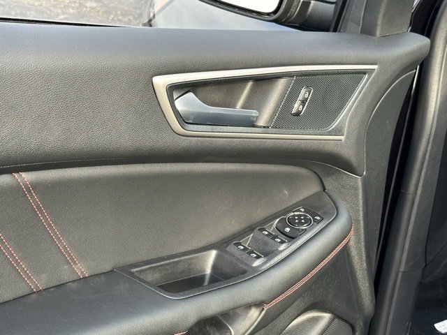 New 2024 Ford Edge ST-Line image 21