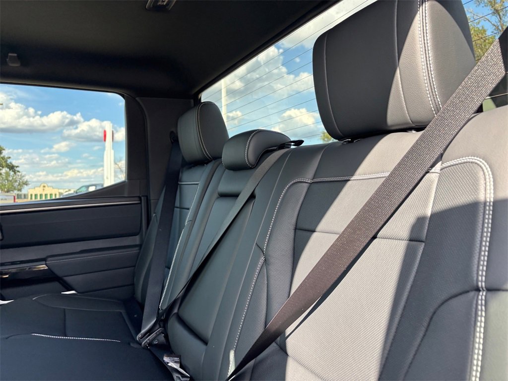 New 2026 Toyota Tundra Limited w/ Power Package image 29