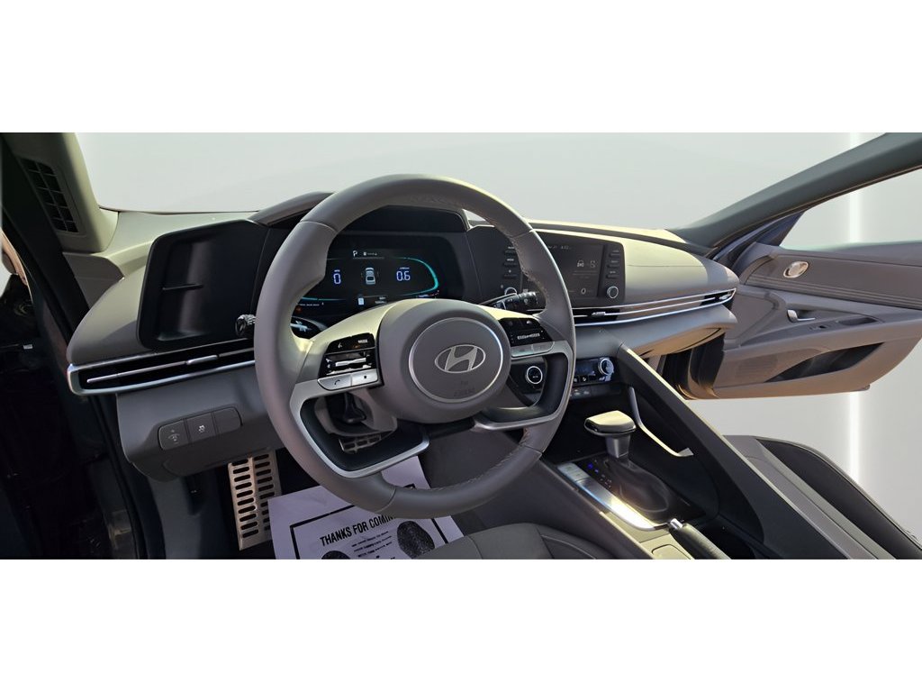 Used 2026 Hyundai Elantra Sport FWD image 32
